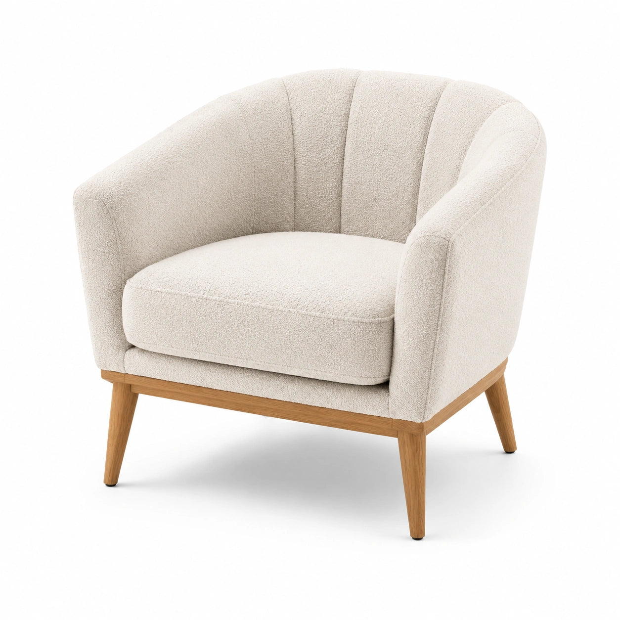 Sillón de bouclé beige con base de madera de roble